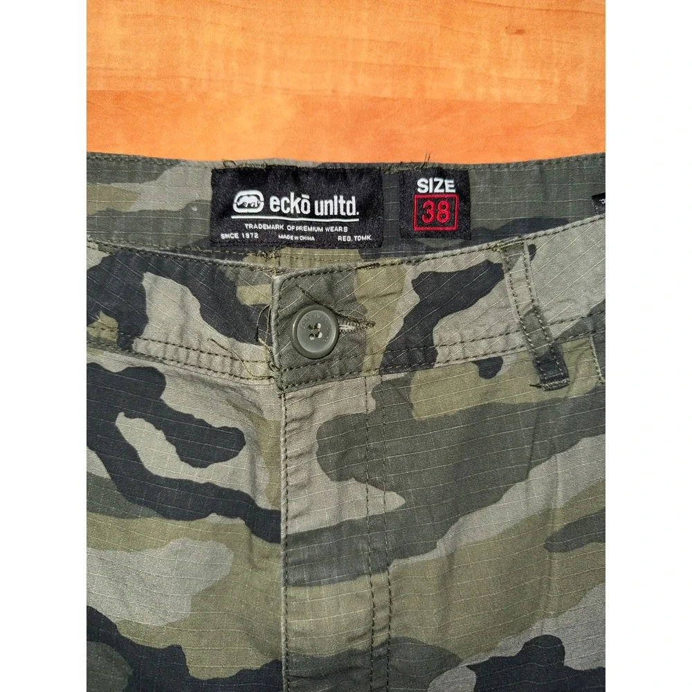 Ecko Unltd Mens Camo Cargo Shorts Size 38 Green Woodland Ripstop Utility Y2K